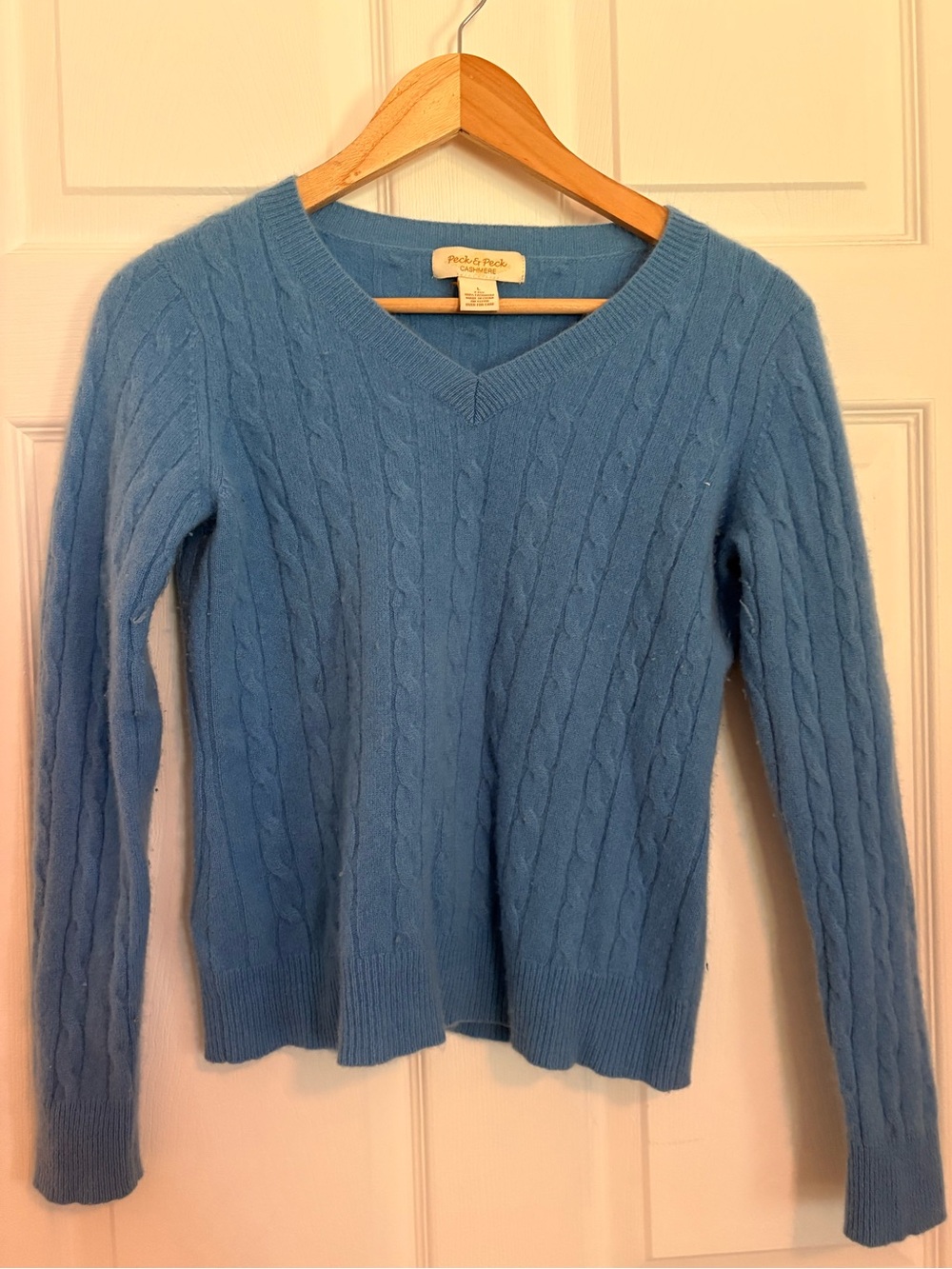 Peck and Peck 100% Cashmere Sweater
